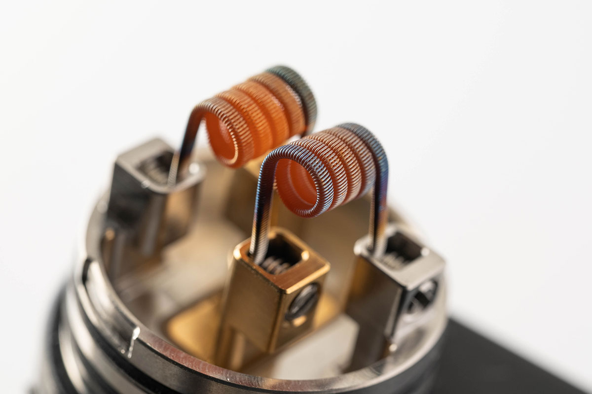 HELLVAPE Hellbeast RDA（ヘルベイプ ヘルビースト ドリッパー）レビュー