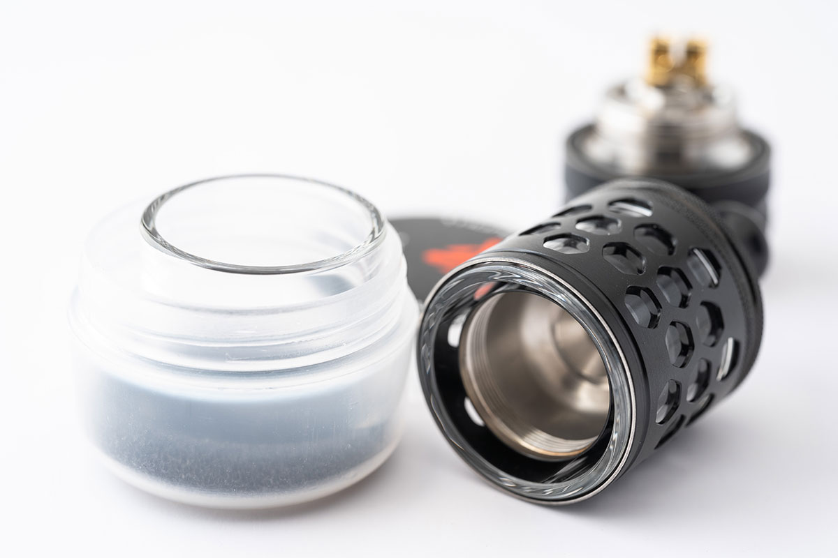 Thunderhead Creations Tauren MTL RTA（サンダーヘッドクリエイションズ タウレン エムティーエル タンク）レビュー