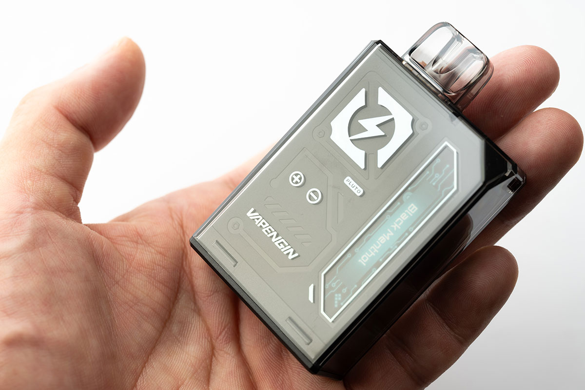 ベイプエンジン7500（vapengin) ブラックメンソール（Black Menthol）のレビュー